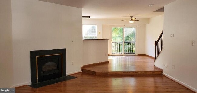 Building Photo - 2328 Woodbark Ln