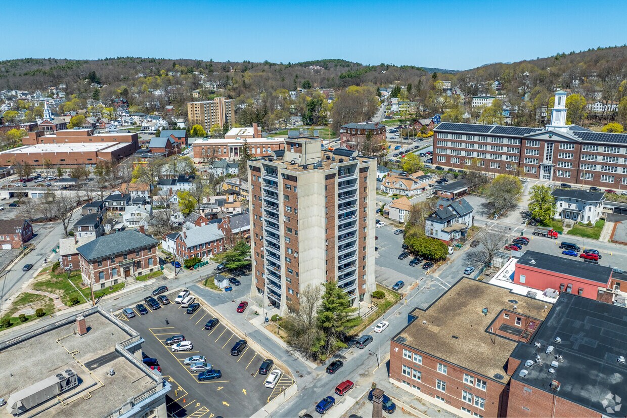 54 Wallace Avenue is located in Fitchburg, MA. - Wallace Towers