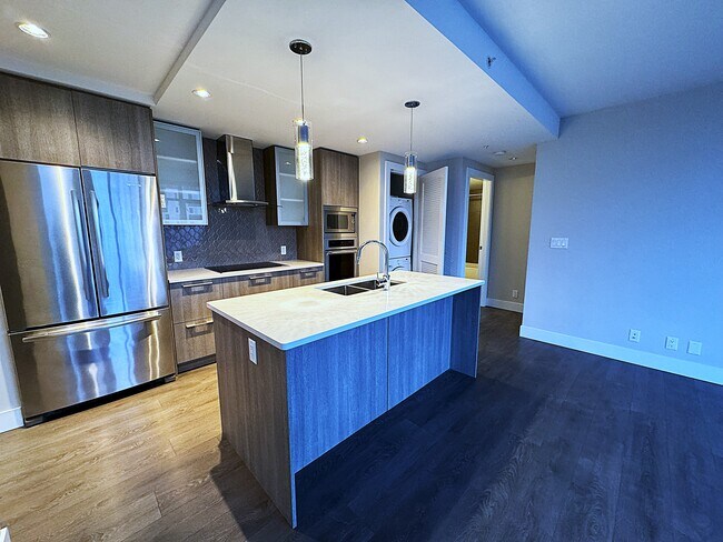 Photo du bâtiment - 960 Yates St