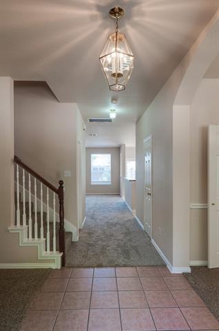 Foto del edificio - 5205 Rush Creek Ct