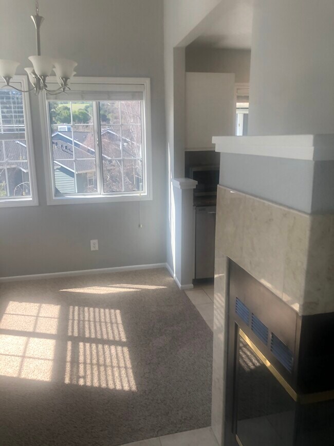8080 Mountain View Dr Unit D, Pleasanton, CA 94588 Condo for Rent in