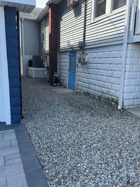 Driveway - front door - 29 Hancock Ave