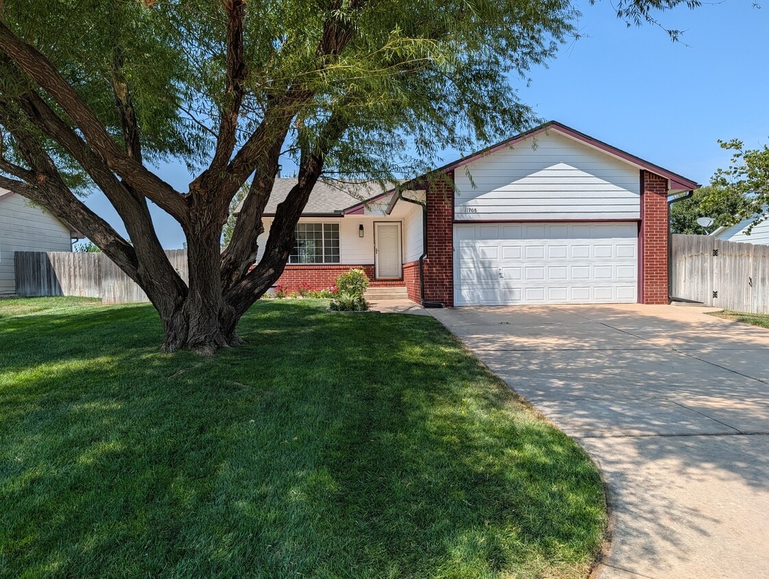 Photo - 11708 W Ryan Pl (Wichita, KS)