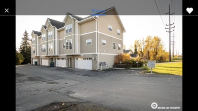 Building Photo - 242 E Dowling Rd