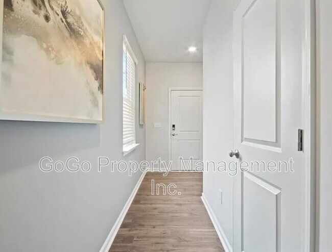 Foto del edificio - 118 Paddock Glen Dr