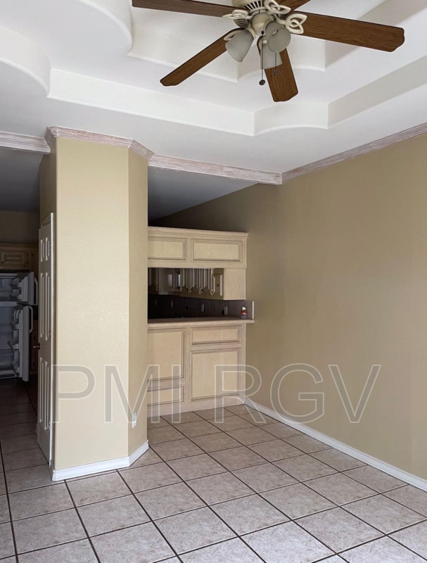 Building Photo - 606 Buena Vista Dr
