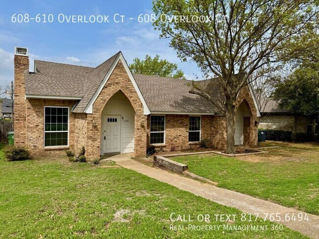 Foto del edificio - 608-610 Overlook Ct-608 Overlook Ct