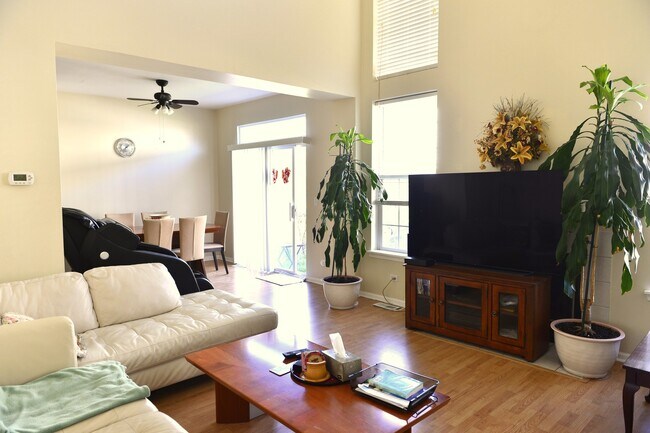 Foto del edificio - 871 Havenshire Rd