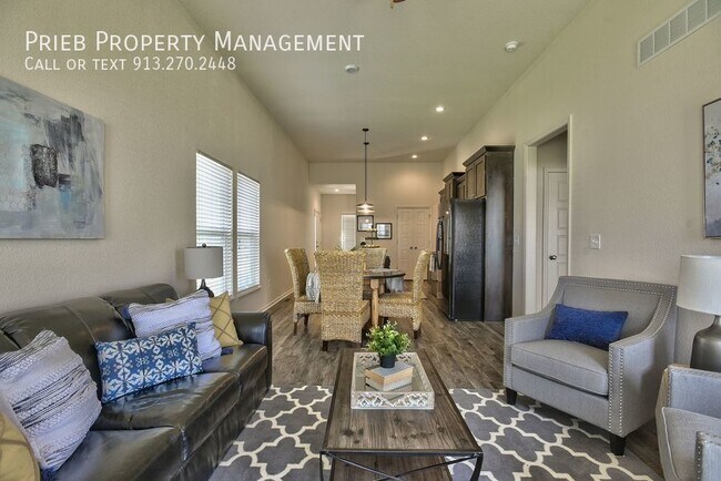 Building Photo - Genesis Farm Duplex - Available NOW