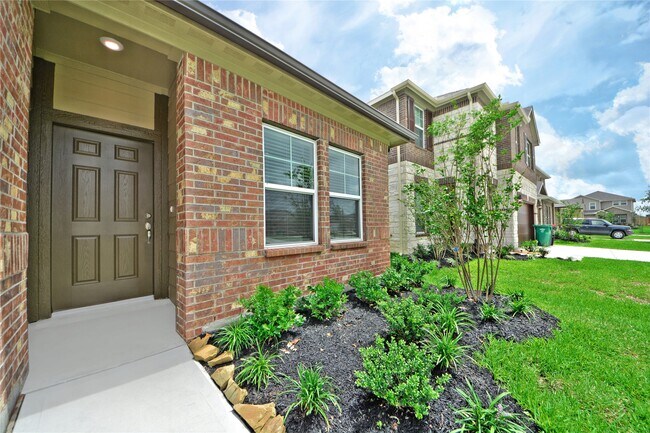 Foto del edificio - 1015 Modesto Dr