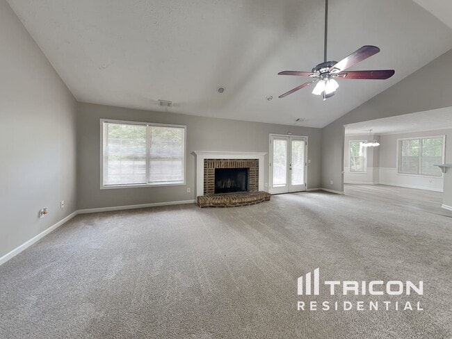 Building Photo - 1655 Timberline Trce