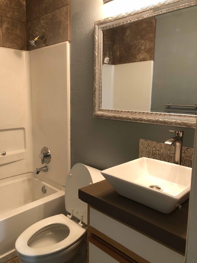 Baño 2 - 521 Southwest Pkwy