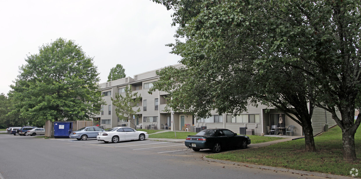 Foto del edificio - Clear Springs Apartments