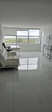 Building Photo - 1200 NE Miami Gardens Dr