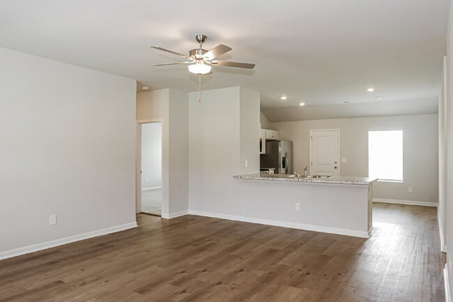 Building Photo - 306 Spanish Moss Ct
