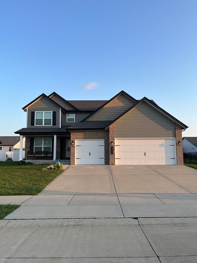 Building Photo - 3452 Dakota Dr