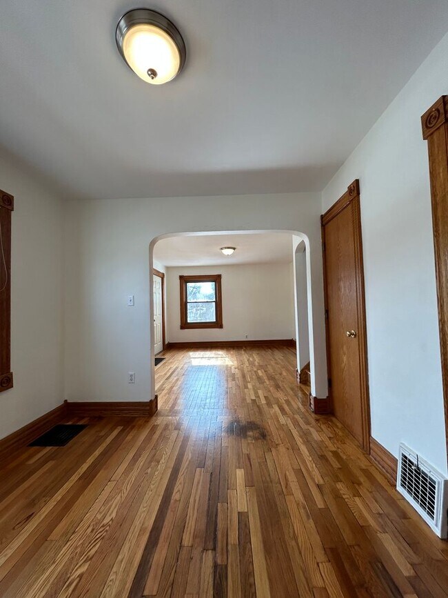 Foto del edificio - Beautiful 2 Bedroom 2 Bathroom House