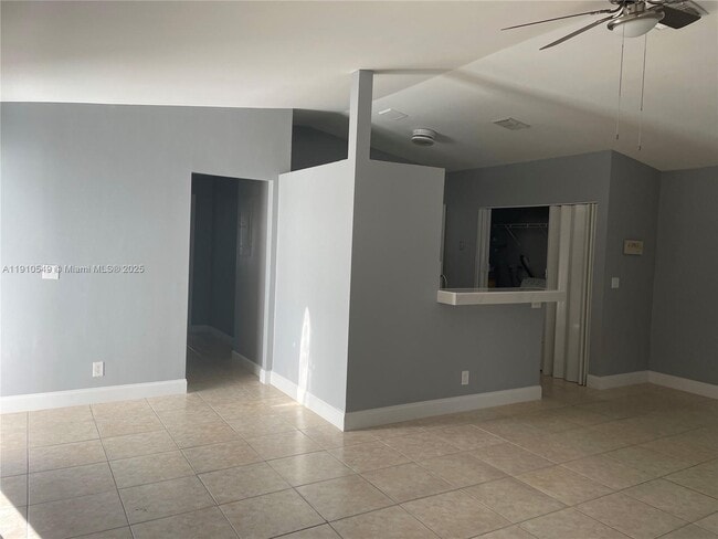 Building Photo - 1234 SW 71st Terrace