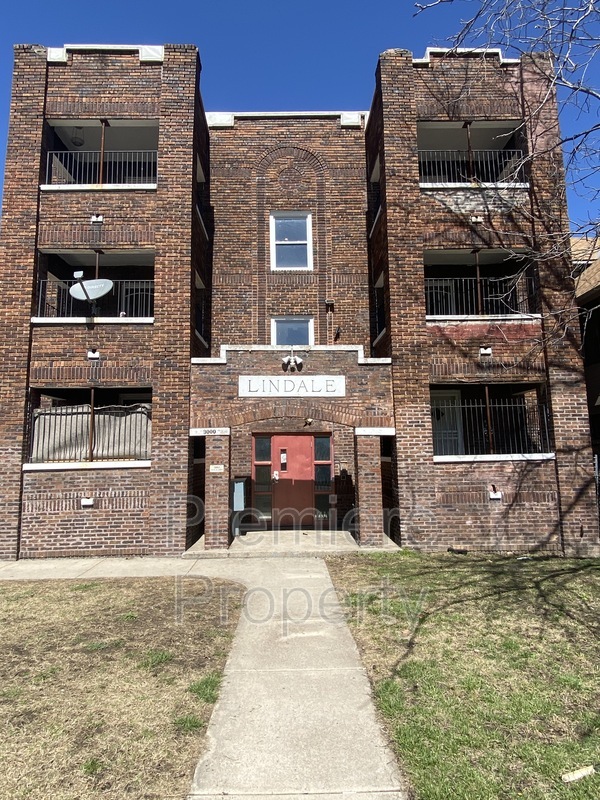 Primary Photo - 3000 Linwood Blvd