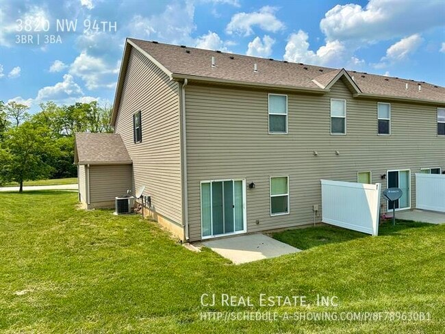 Building Photo - 3820 NW 94th-