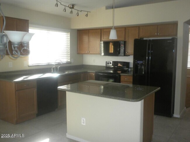 Foto del edificio - 1570 W Ivanhoe Ct
