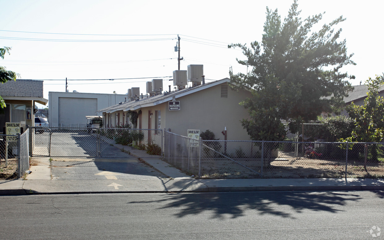 Building Photo - 140 S O St