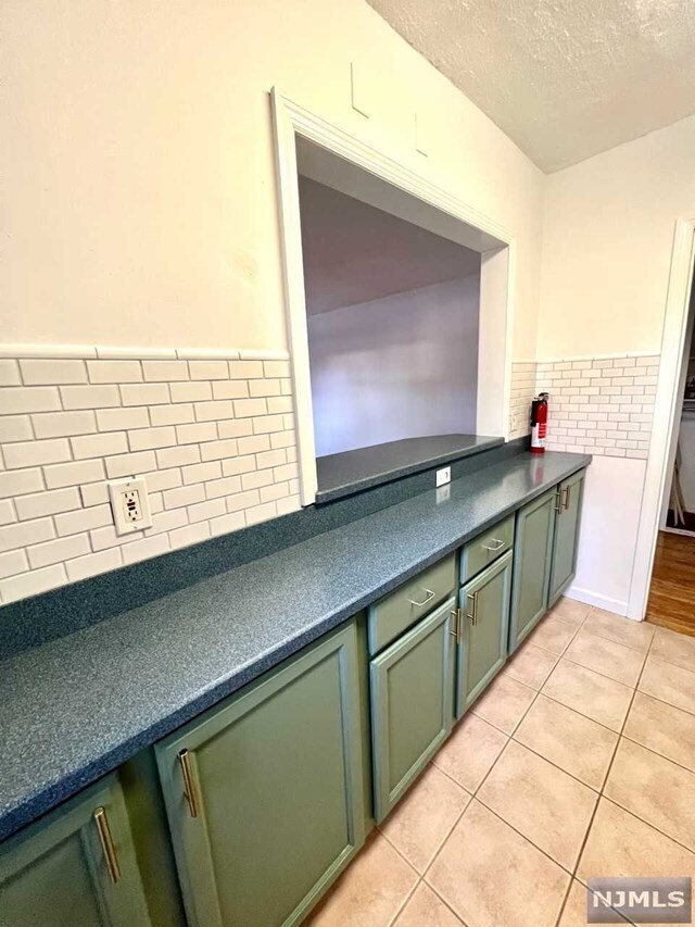 Building Photo - 3020 Edwin Ave