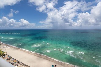 Building Photo - 18911 Collins Ave