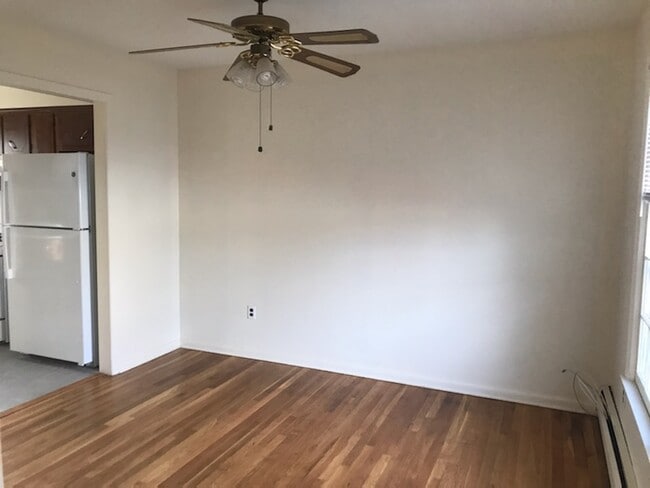 Dining Area - 6 Elmwood St