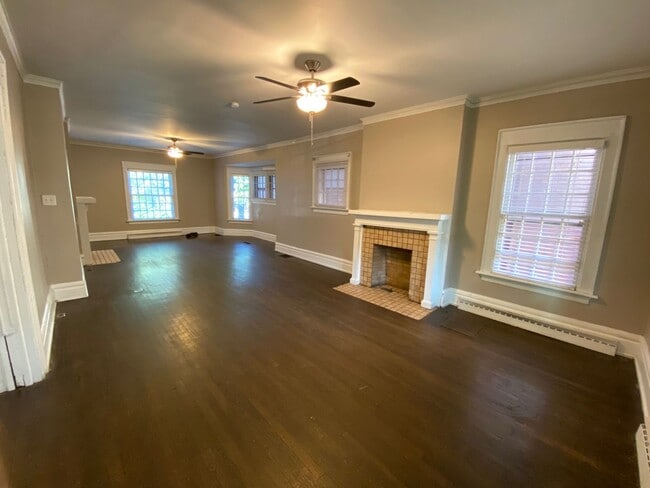 Foto del edificio - 221 E 16th Ave