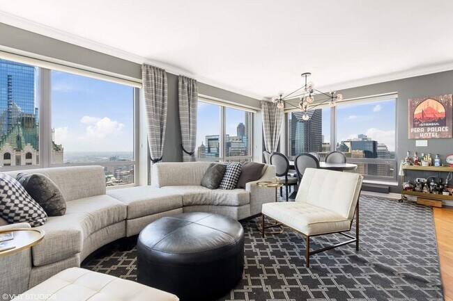 Building Photo - 130 N Garland Ct