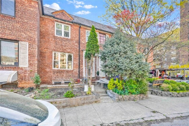 Building Photo - 33-19 143rd St