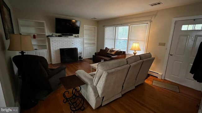Foto del edificio - 5800 Greenock Rd