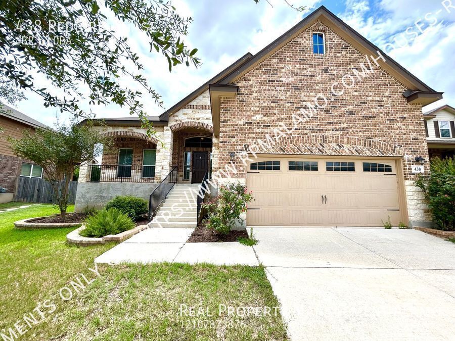 Foto principal - **COMING SOON!* 4 Bedroom / 2 Bath Home Ne...