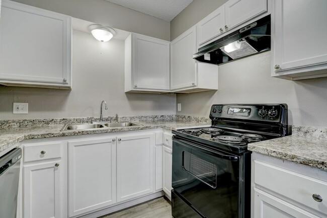 Cocina de los apartamentos Oak Creek - Oak Creek Apartments