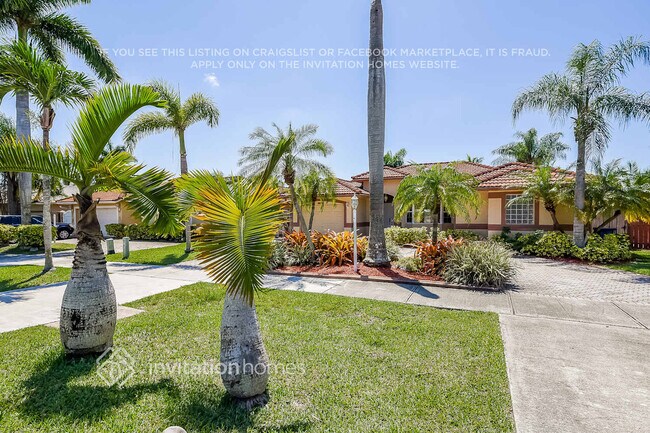 Building Photo - 14872 SW 176th St