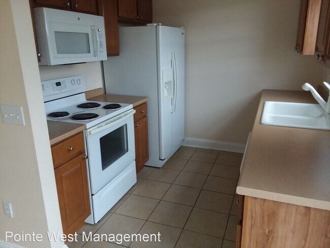 Building Photo - 1 br, 1.5 bath House - 1105 Oak Tree Blvd