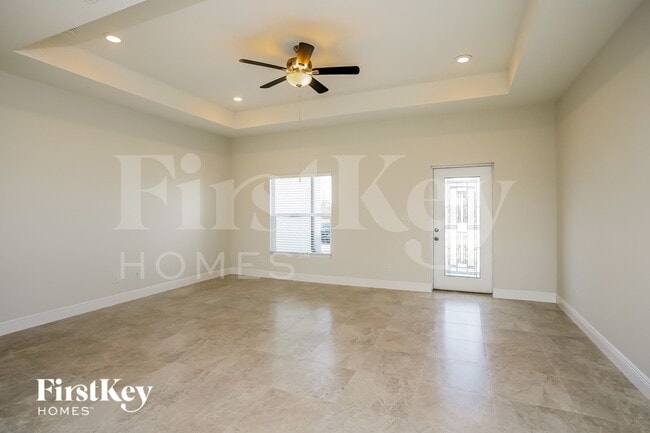 Building Photo - 1621 NW 16th Terrace