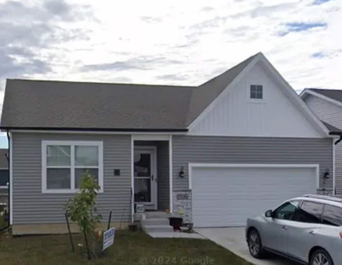 Primary Photo - 2200 Barry Dr