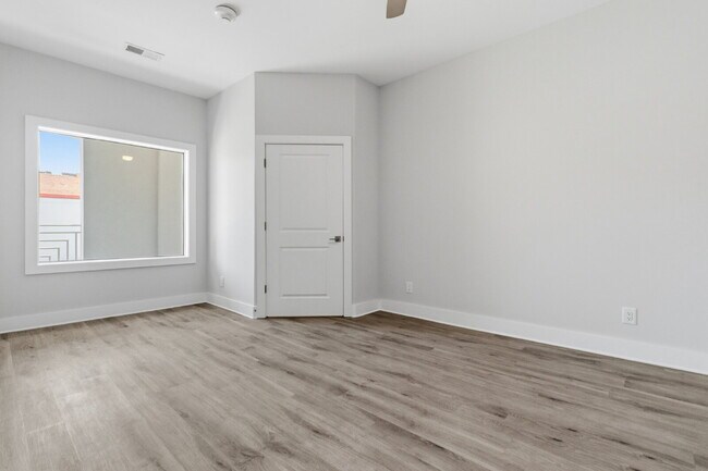 Foto del edificio - Downtown Gastonia Condo