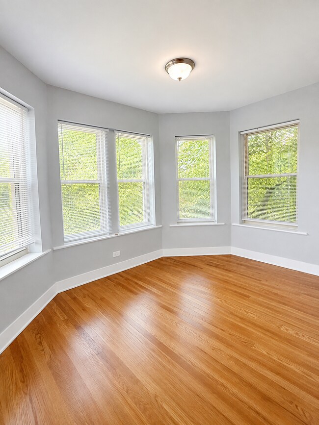 Building Photo - 6745 S Chappel Ave