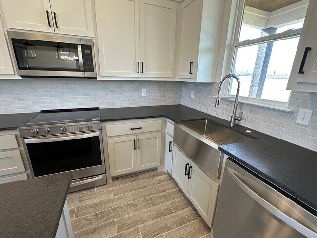 Foto del edificio - 112 McBryde Ln