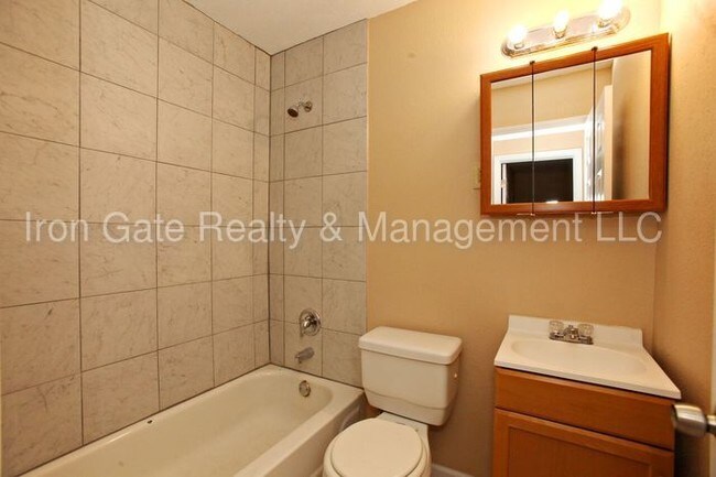 Building Photo - 10119 Saffron Dr