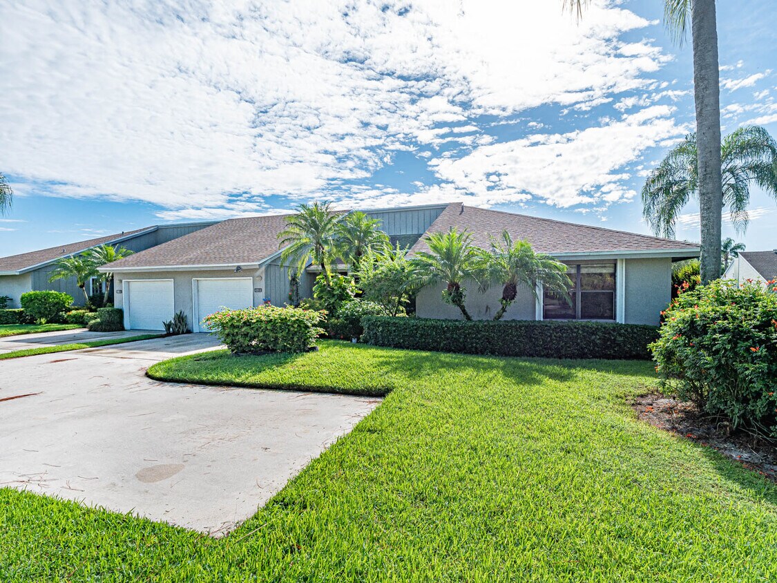 Foto principal - 13312 Touchstone Plz