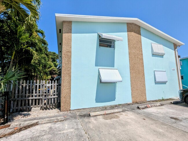 Building Photo - 228 N Federal Hwy