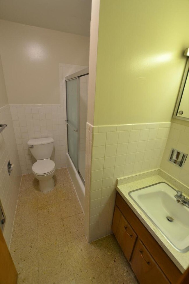 Foto del edificio - Lovely 2 Bedroom Apartment in Wilmington