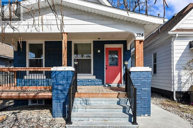 Building Photo - 324 Pierre Ave