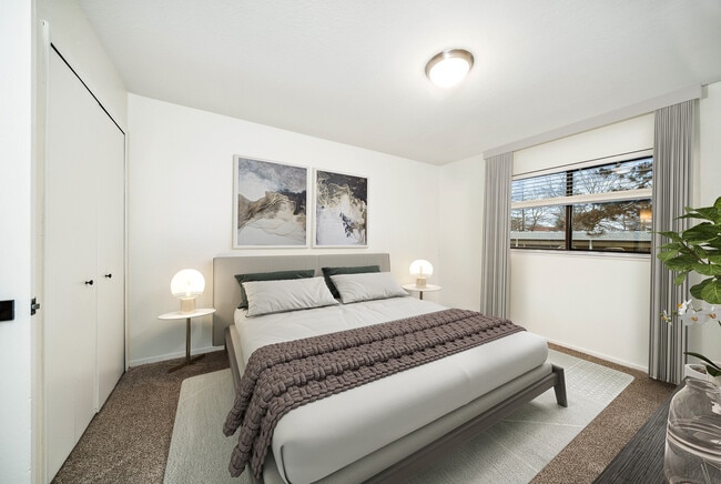 Building Photo - ReNew Kentwood