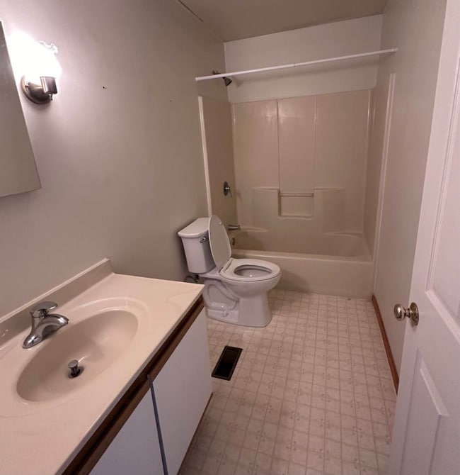Building Photo - 699 NY-374