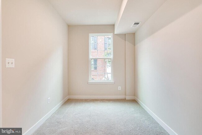 Building Photo - 2666 Jetstream Rd